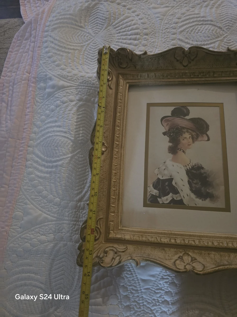 Vintage Style Gold Framed Portrait Wall Art - Set of 2 (Pink Accents)